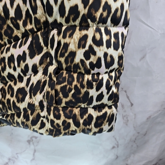 Lands End Vest Womens 2X Leopard Down Puffer Insulated Quilted Goose Puffy - Picture 9 of 10